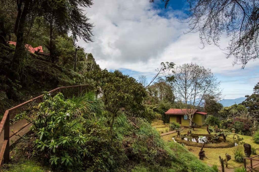 Paraíso Quetzal Lodge Physis Costa Rica